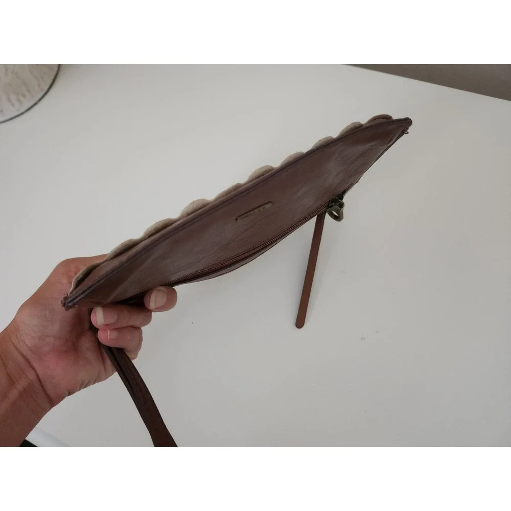 Relic‎ Women's Takeaway Scalloped Clutch Wristlet Wallet Leather Brown